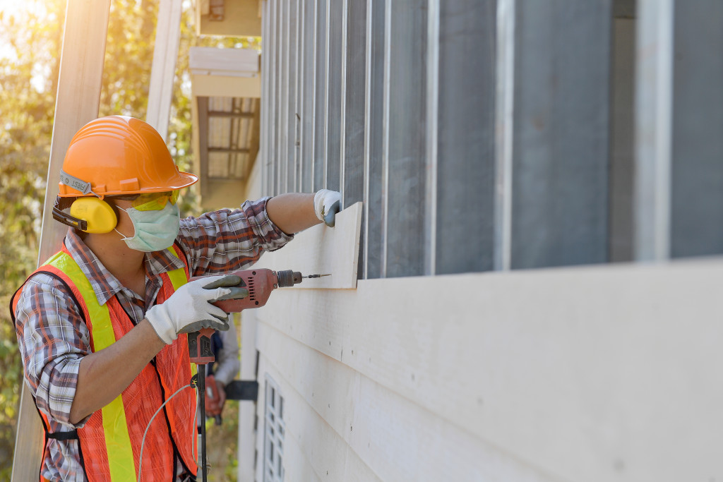 A construction worker with the right PPE