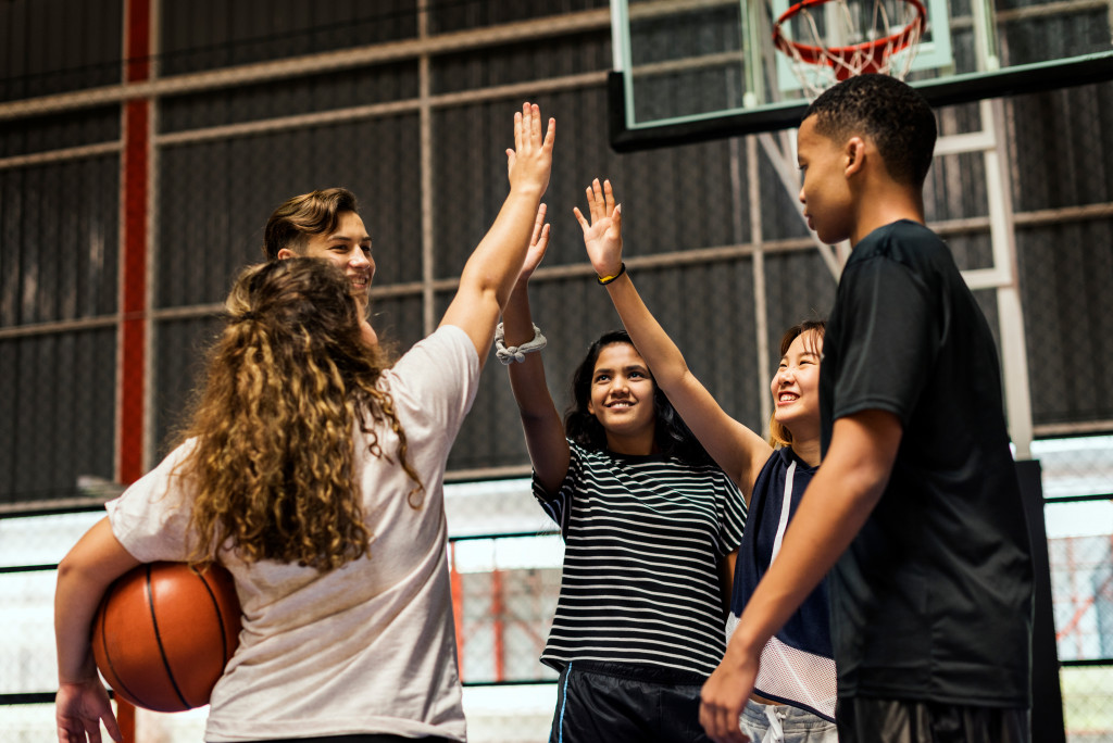 frindly basketball game for young teens