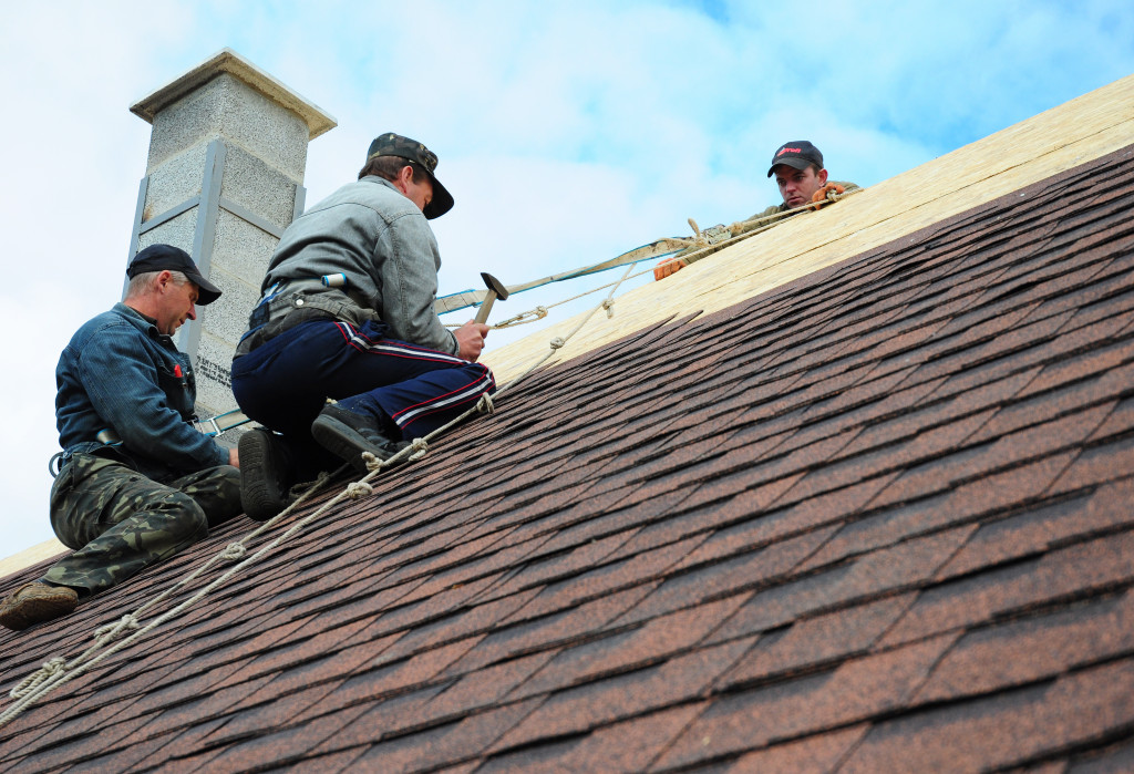 Roofing contractors